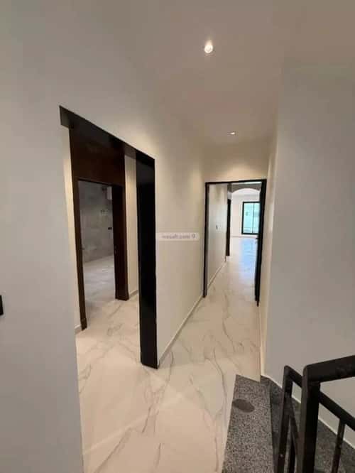 5 bedroom floor in Al Janadriyah 1