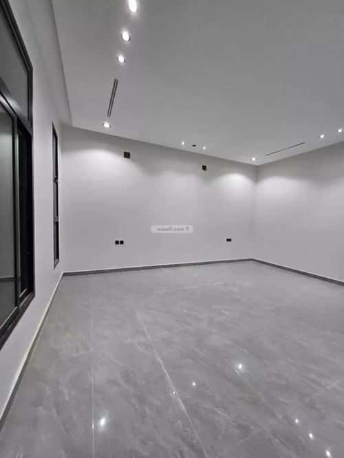 6 bedroom villa in Al Janadriyah 4