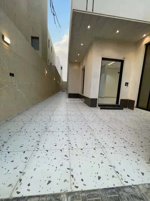 5 bedroom floor in Al Janadriyah 5