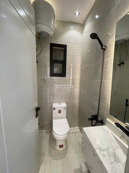 فيلا 6 غرف في الجنادرية 1