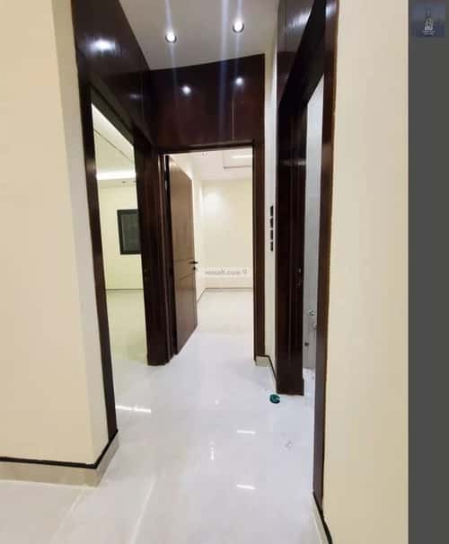 5 bedroom apartment in Al Janadriyah 1