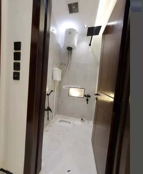 5 bedroom apartment in Al Janadriyah 9