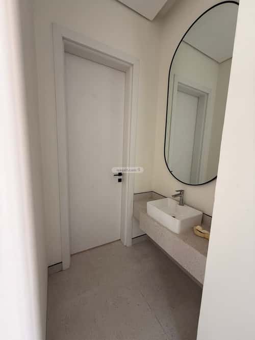 4 bedroom villa in Al Murooj, Riyadh 18