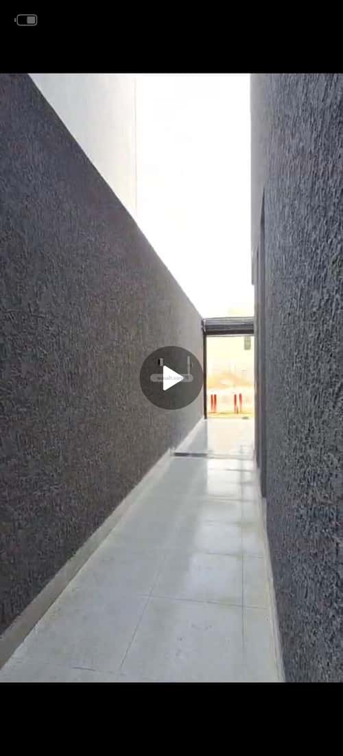 4 bedroom floor in Al Rimal 18