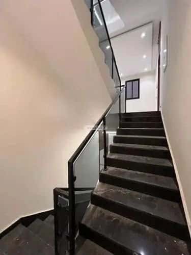 فيلا 5 غرف في طويق 3