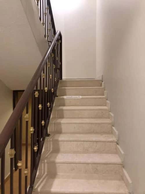 9 bedroom villa in Dhahrat Laban 4