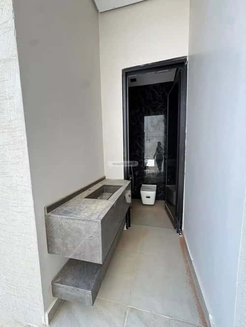 5 bedroom villa in Al Rimal 3