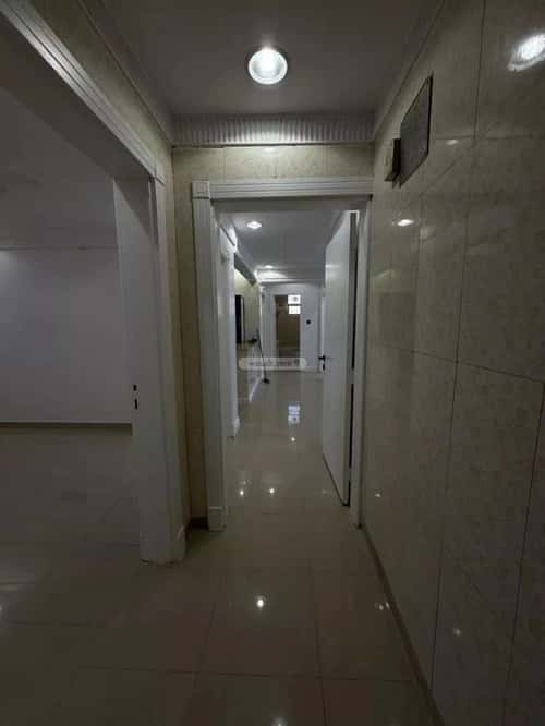 4 bedroom apartment in Dhahrat Laban 3
