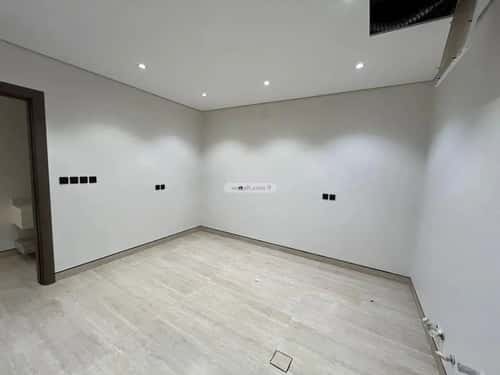 5 bedroom villa in Al Mahdiyyah 1