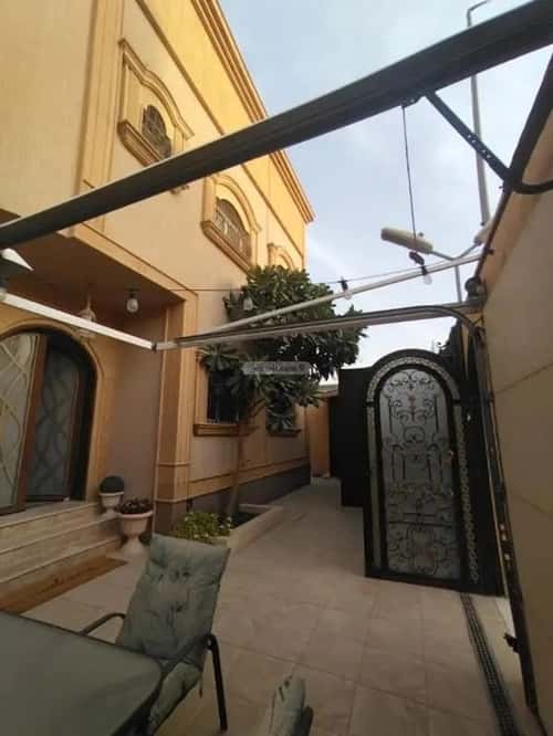 5 bedroom villa in Al Shuhada 3
