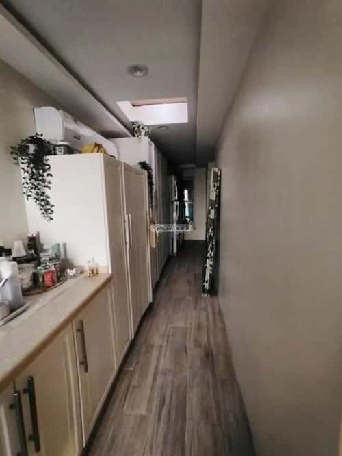 5 bedroom villa in Al Shuhada 13