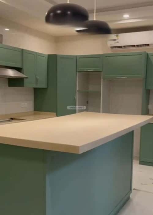 3 bedroom floor in Al Aridh 1