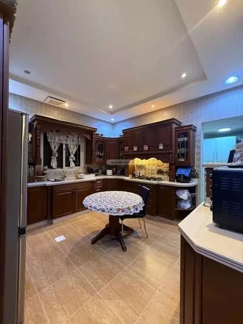 5 bedroom villa in Al Shuhada 2