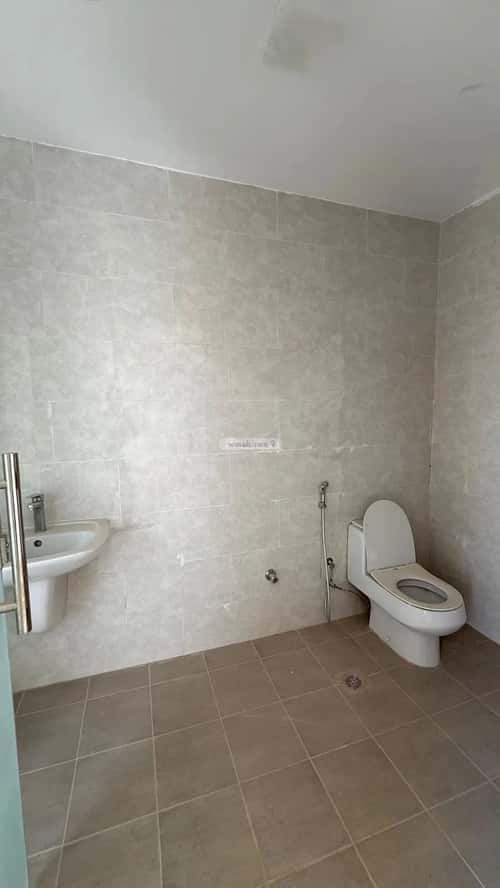 8 bedroom villa in Al Janadriyah 3