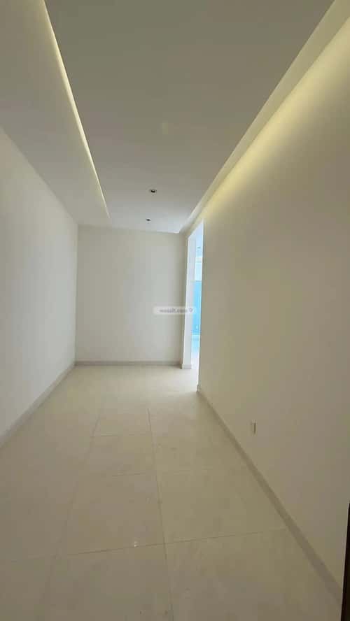 8 bedroom villa in Al Janadriyah 5