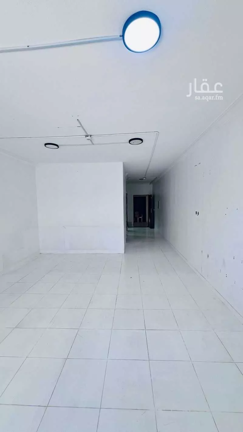 مكتب 756 م² في ظهرة نمار 7