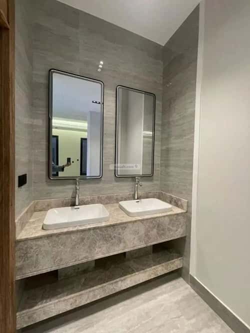 5 bedroom villa in Al Aridh 2