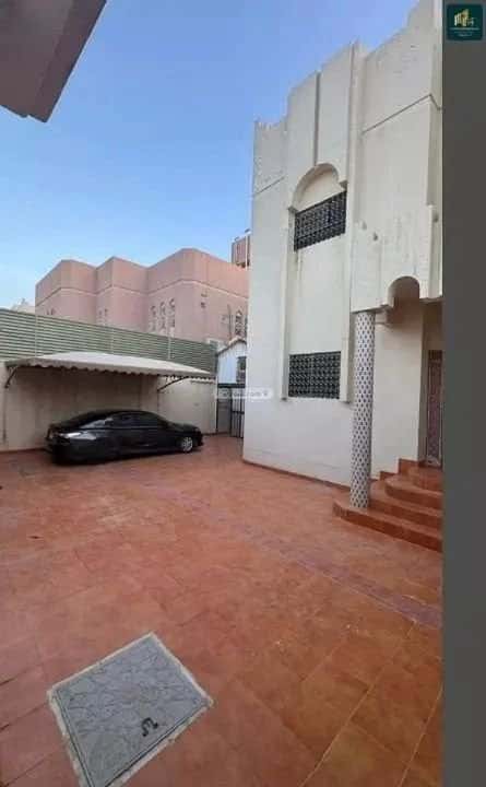 فيلا 12 غرف في السويدي الغربي 5