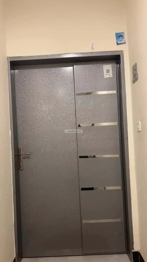 3 bedroom apartment in Dhahrat Laban 1