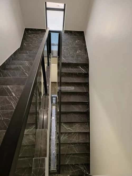 5 bedroom apartment in Al Rimal 2