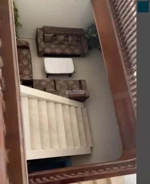 فيلا 12 غرف في الزهرة 4