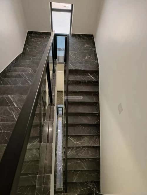 6 bedroom apartment in Al Rimal 13