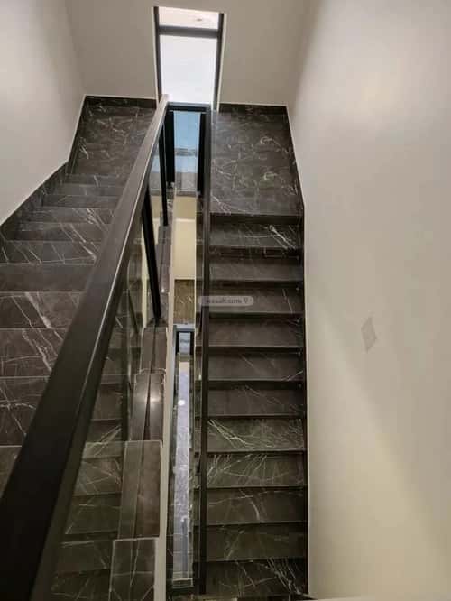 5 bedroom apartment in Al Rimal 5
