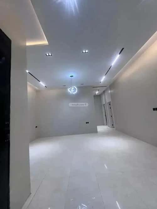 4 bedroom floor in Al Janadriyah 4