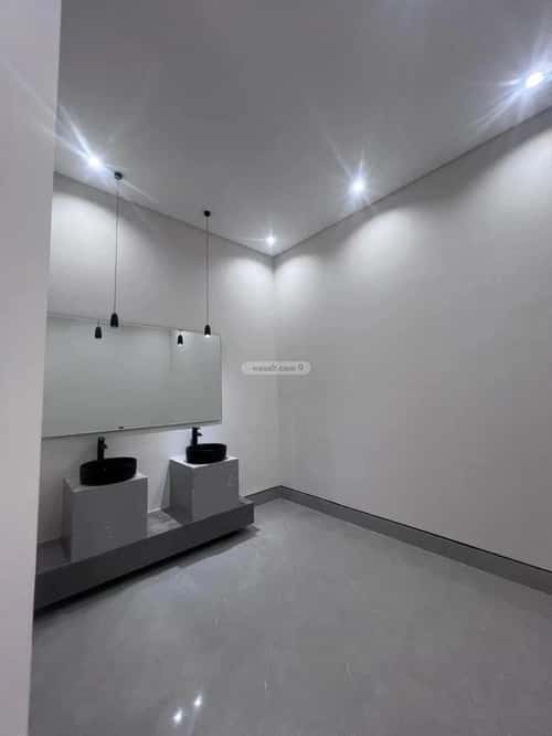 5 bedroom villa in Al Rimal 6