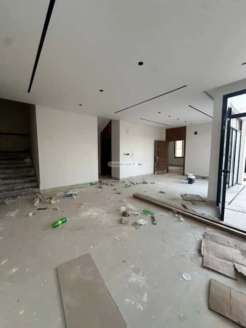 5 bedroom villa in Al Mahdiyyah 3