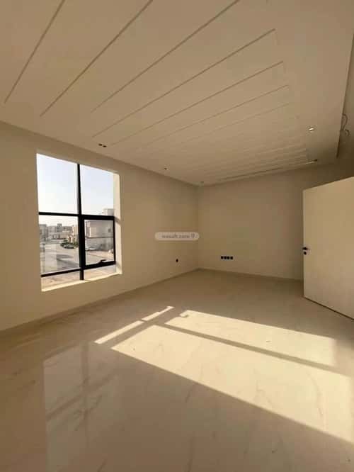 5 bedroom villa in Al Mahdiyyah 3