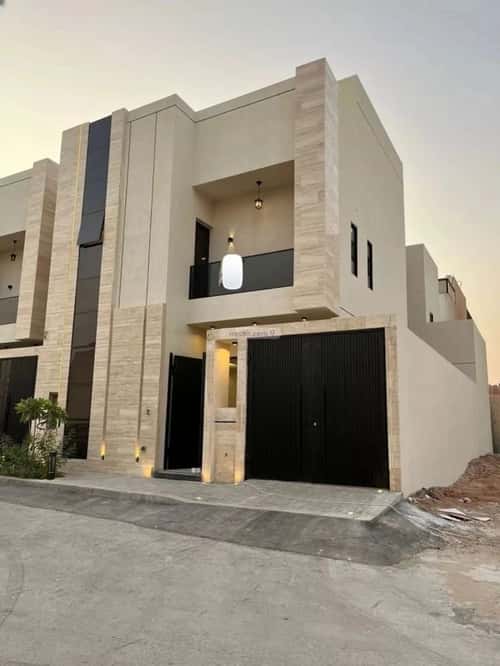 4 bedroom villa in Al Mahdiyyah 1