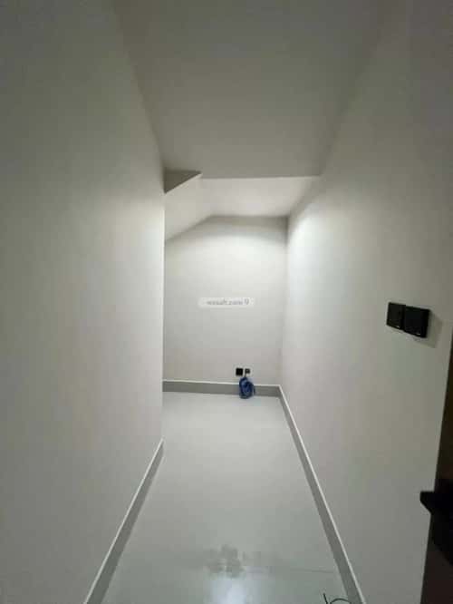 6 bedroom villa in Al Mahdiyyah 1