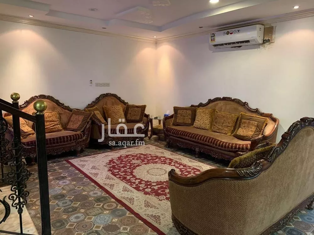 840 sqm land in Al Maseef 8