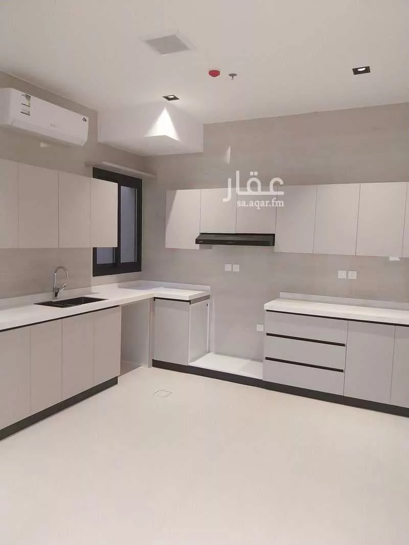 3 bedroom apartment in Qurtubah, Riyadh 14