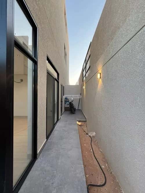 5 bedroom villa in Al Mahdiyyah 10