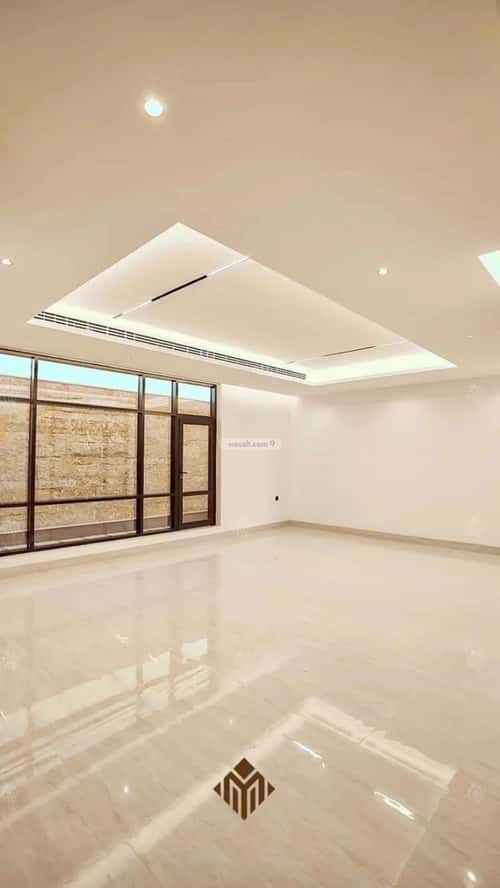 4 bedroom villa in Al Mahdiyyah 1