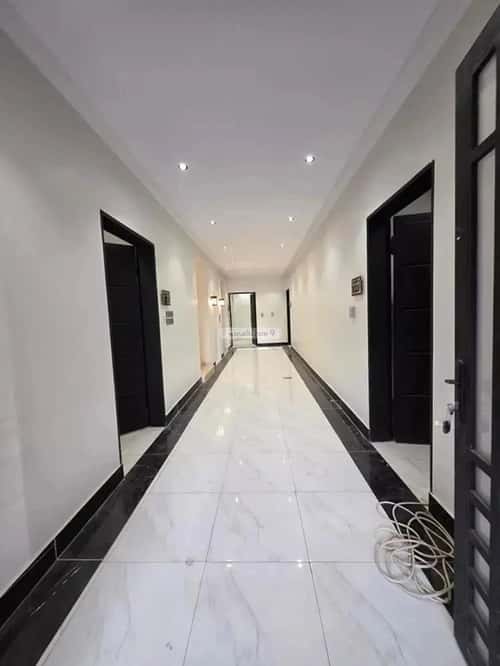 4 bedroom apartment in Tuwaiq 9