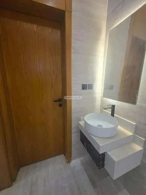 6 bedroom villa in Okaz 1