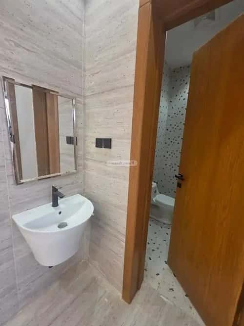 6 bedroom villa in Okaz 9
