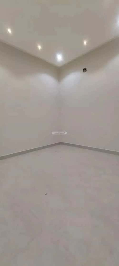 5 bedroom floor in Tuwaiq 1