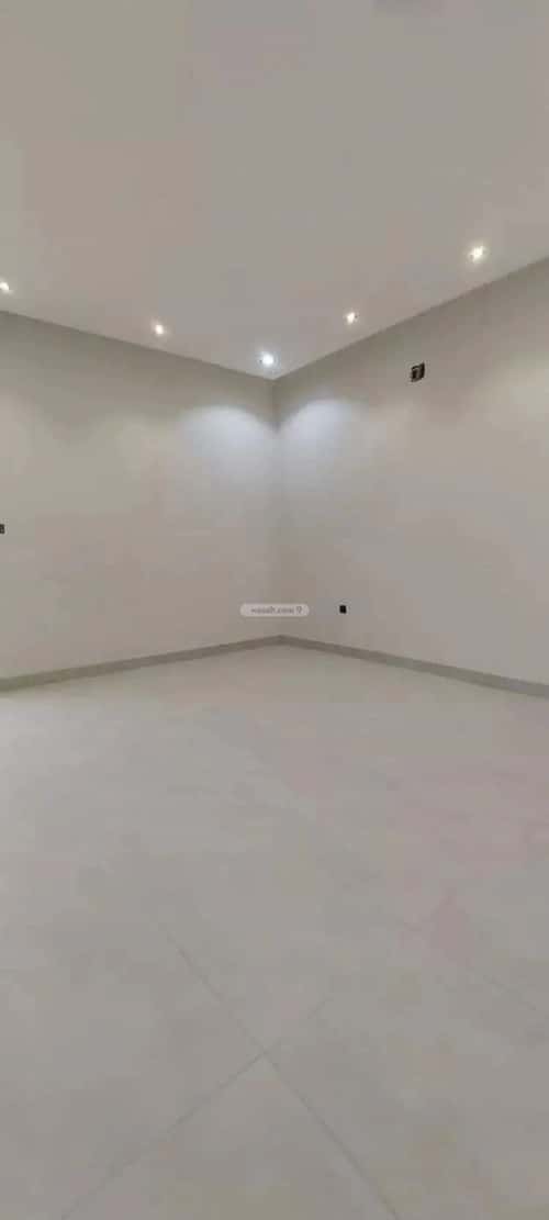 5 bedroom floor in Tuwaiq 6