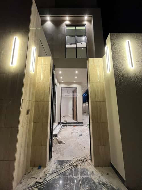 5 bedroom villa in Al Mahdiyyah 4