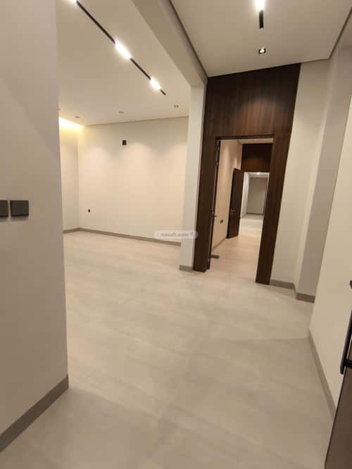 4 bedroom floor in Tuwaiq 4
