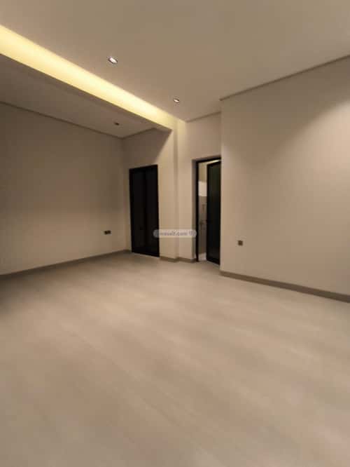 4 bedroom floor in Tuwaiq 8