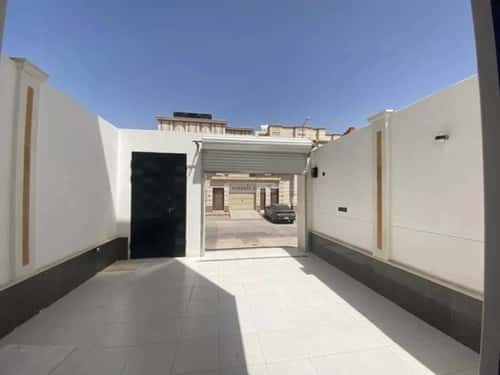 4 bedroom floor in Al Khaleej 2