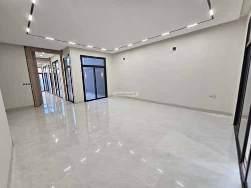 4 bedroom villa in Al Maizilah 16