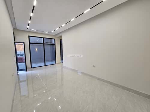 4 bedroom villa in Al Maizilah 10