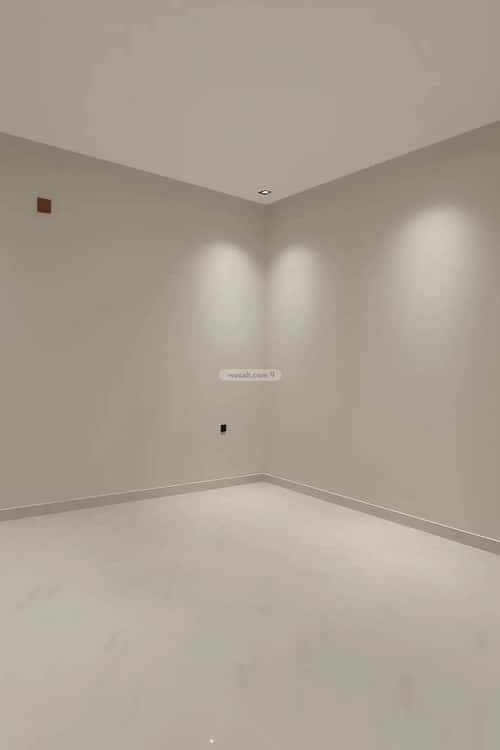 4 bedroom floor in Al Janadriyah 3