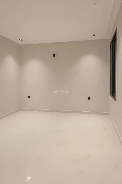4 bedroom floor in Al Janadriyah 2